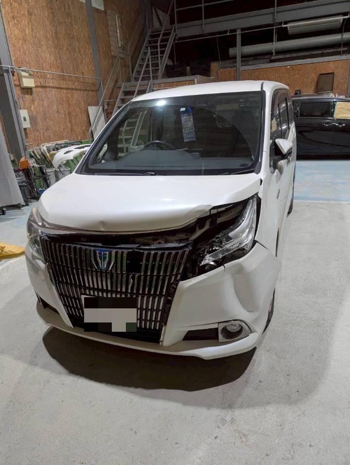 鹿事故　エスクァイア